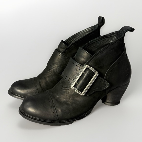 Dansko Shoes - John Fluevog East End Porter Black Women's 10.5 Boot